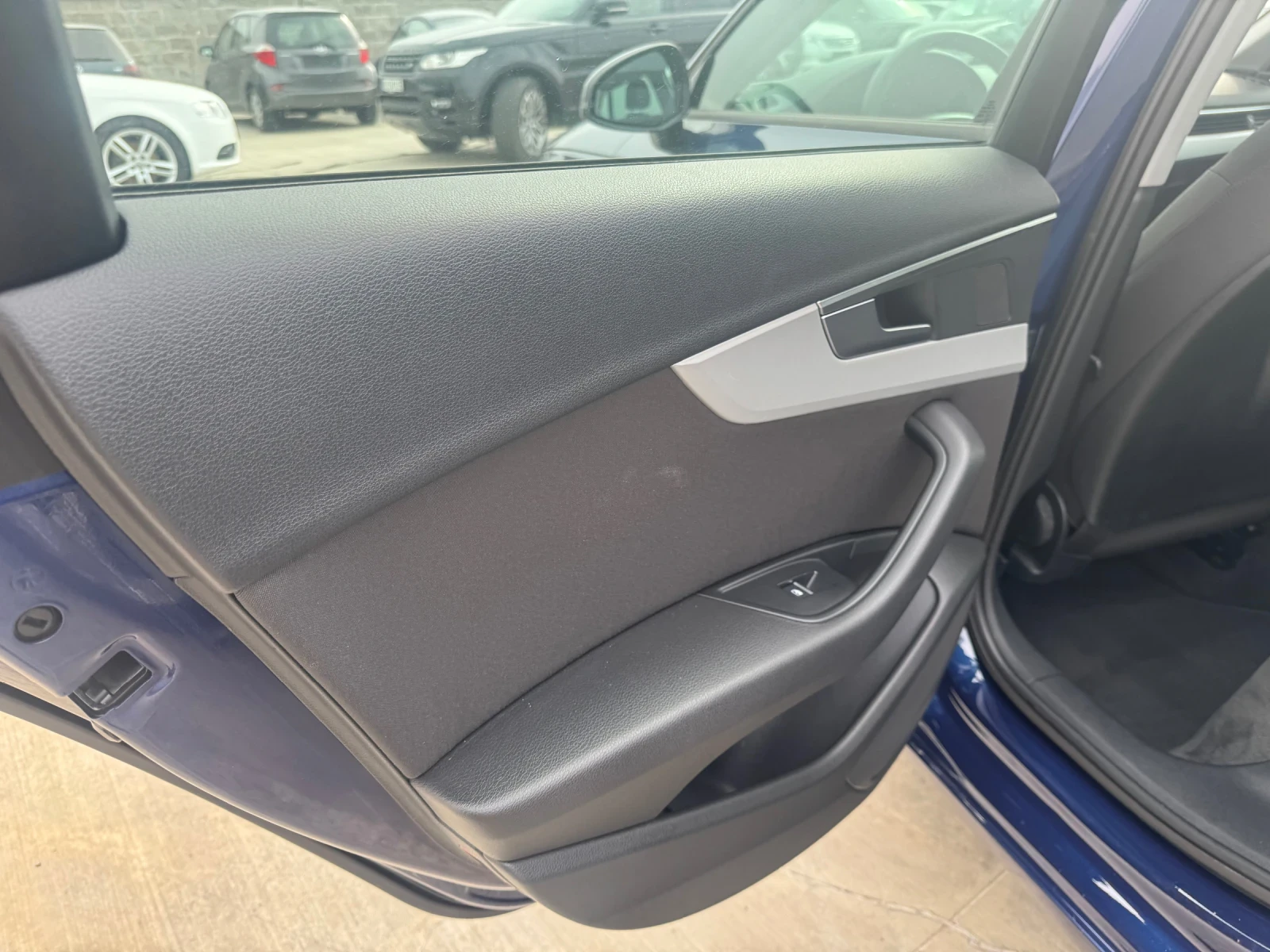 Audi A4, снимка 12 - Автомобили и джипове - 53883415