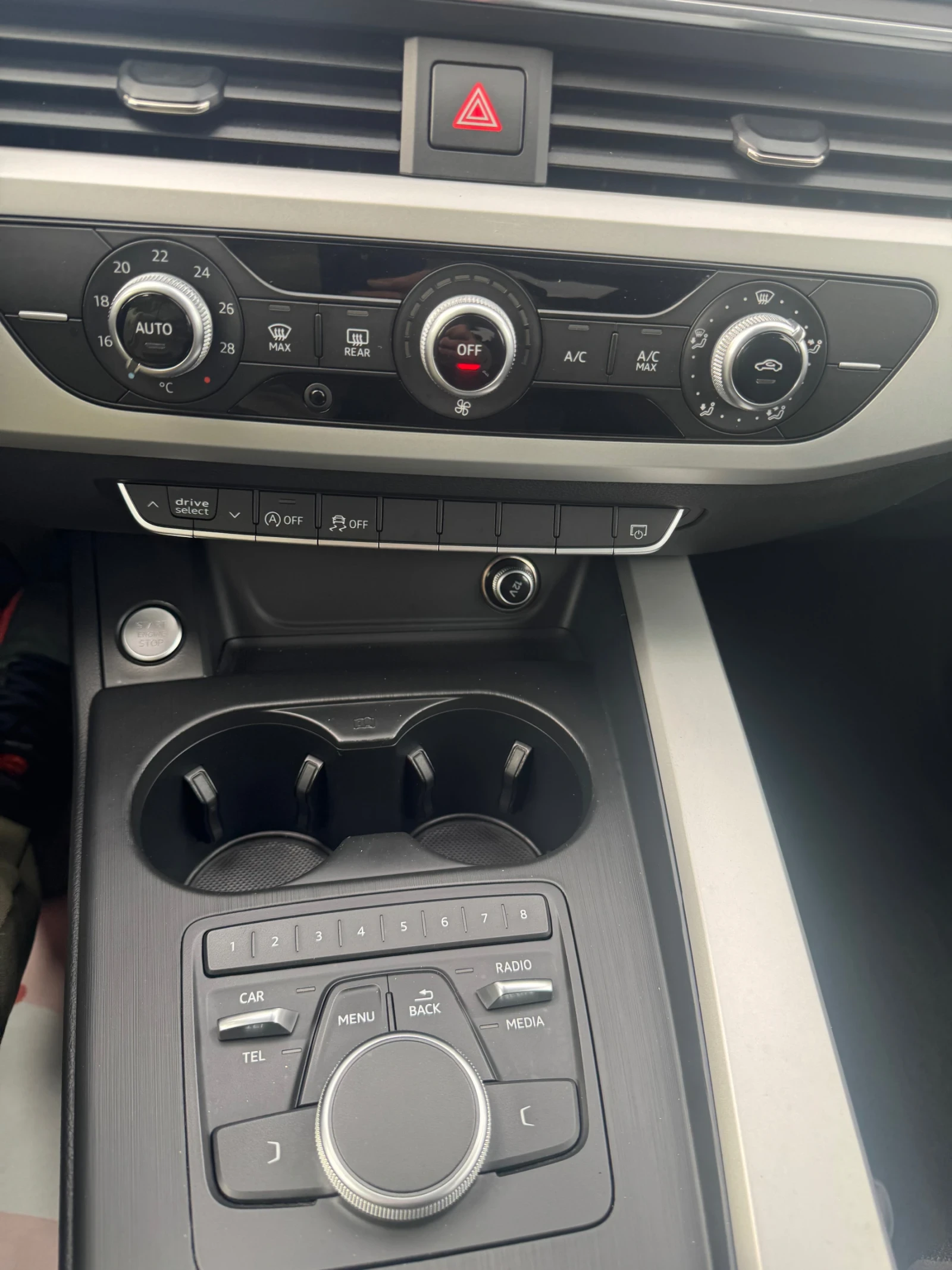 Audi A4, снимка 15 - Автомобили и джипове - 53883415