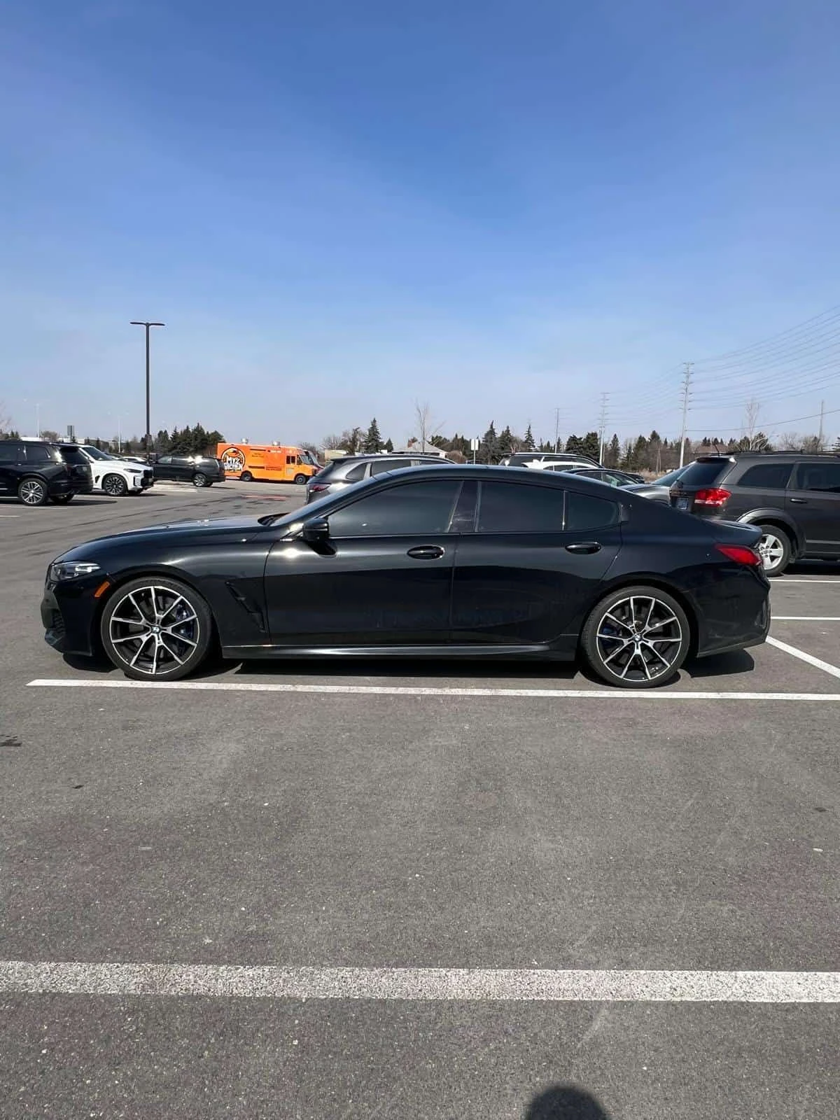 BMW 850  xDrive /DISTRONIC/360/HARMAN KARDON/ЛАЗЕРИ, снимка 2 - Автомобили и джипове - 53978124