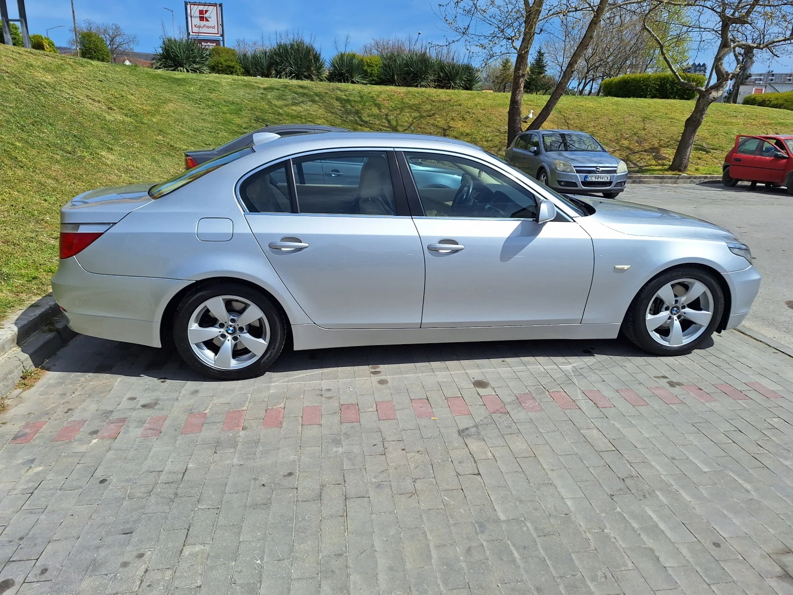 BMW 530, снимка 6 - Автомобили и джипове - 54219399