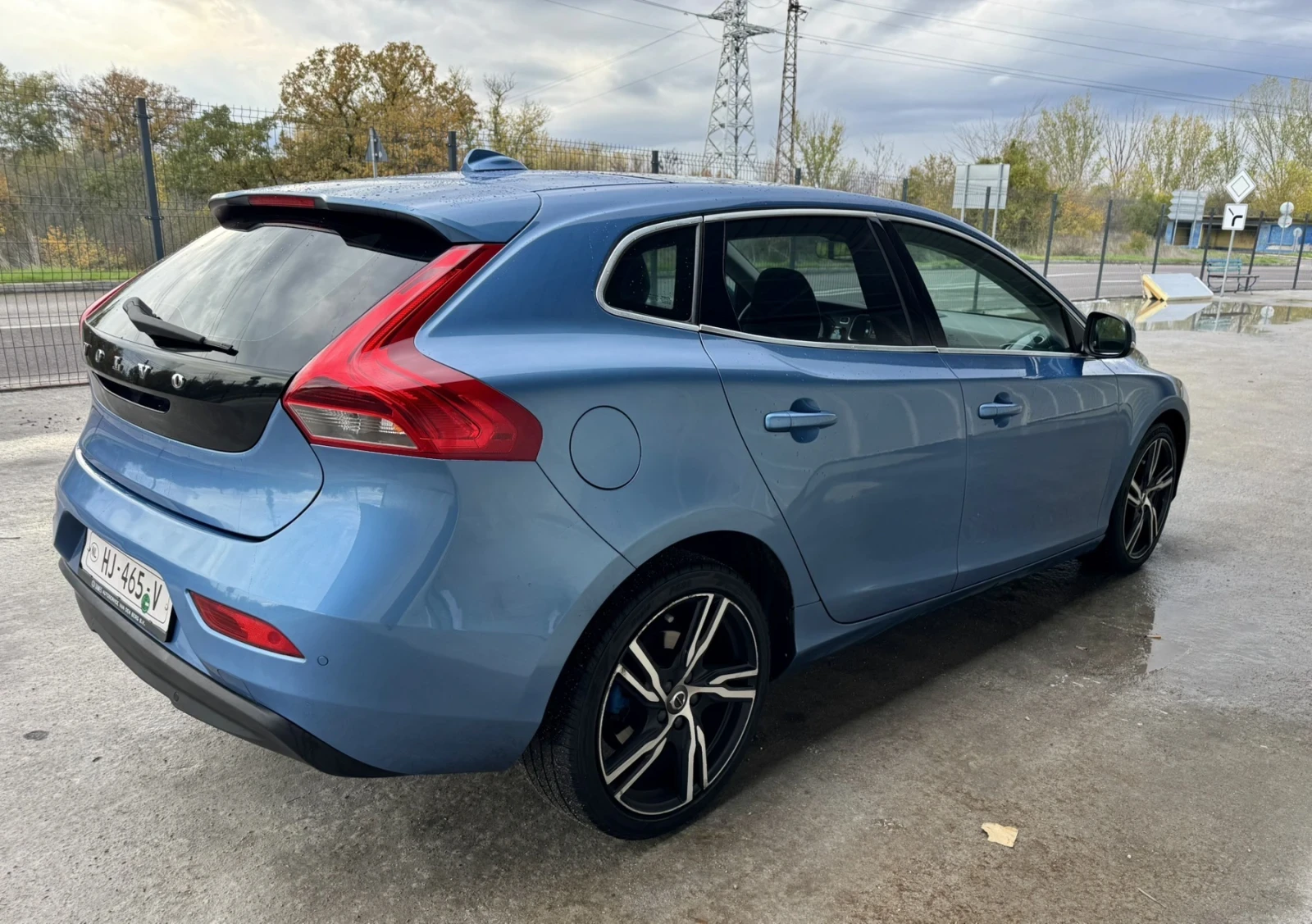 Volvo V40 2.0 D2 120 hp Summum , снимка 5 - Автомобили и джипове - 54583980