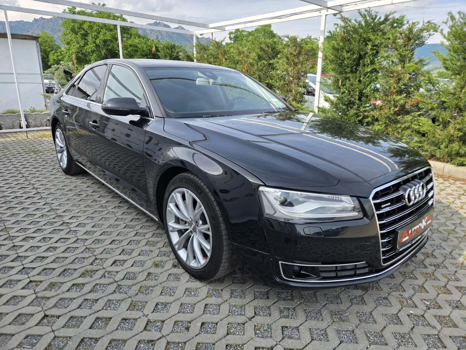 Audi A8 3.0TDI-258кс= FACELIFT= Distronic= CAMERA= ПОДГРЕВ, снимка 2 - Автомобили и джипове - 54782710