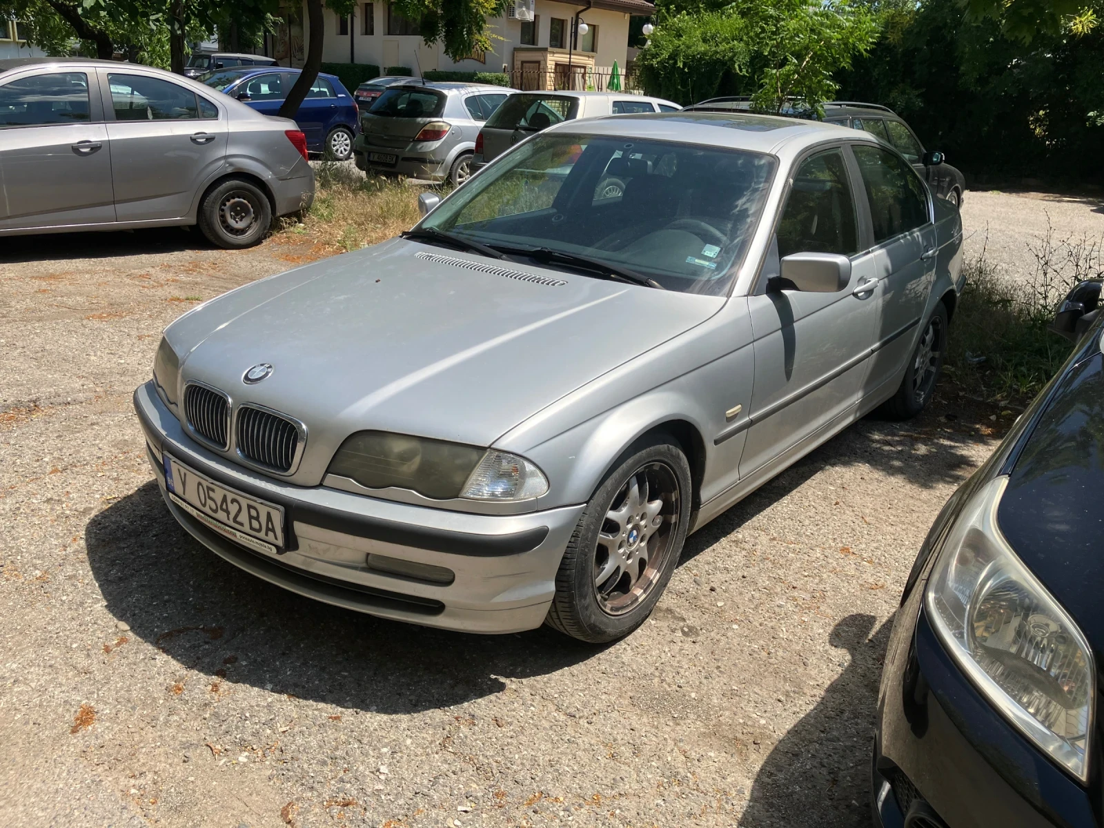 BMW 320, снимка 4 - Автомобили и джипове - 54978373
