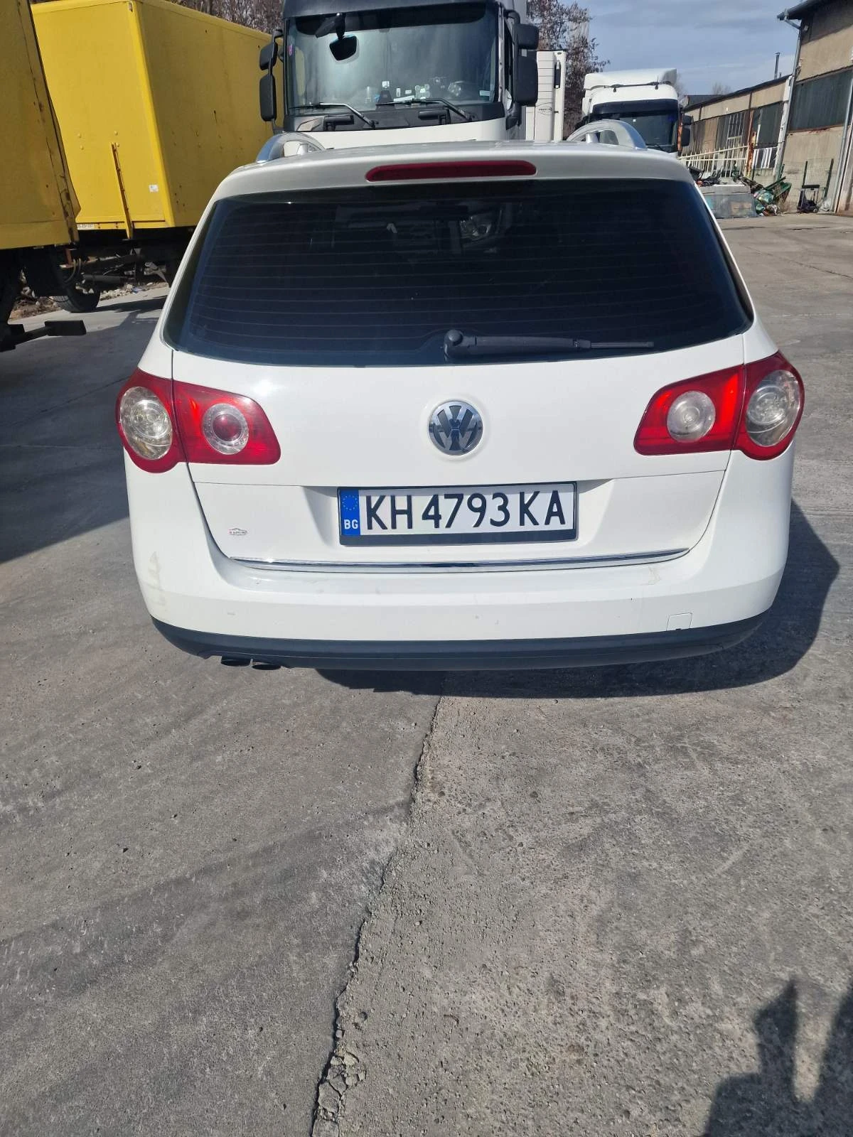 VW Passat, снимка 3 - Автомобили и джипове - 55678784
