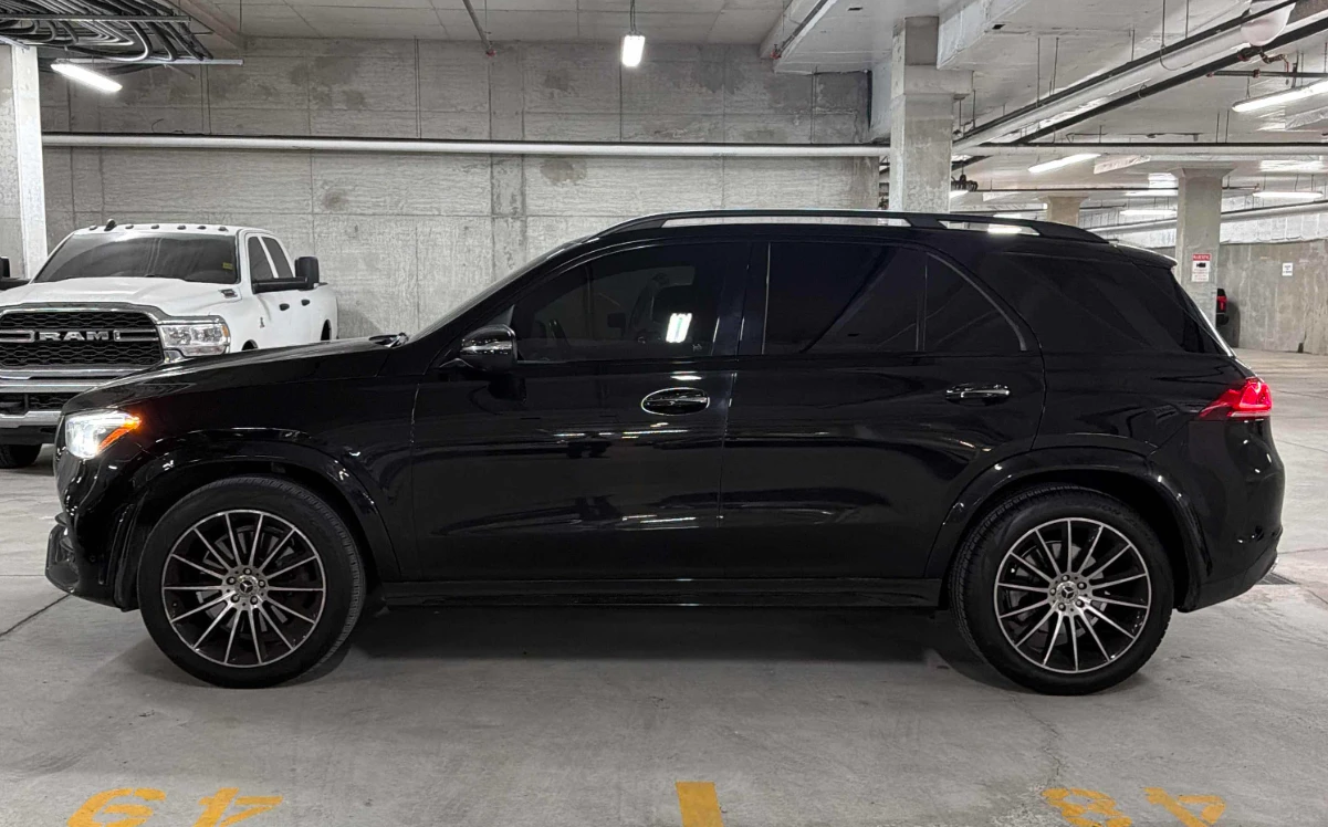 Mercedes-Benz GLE 450 4M* NIGHT* AMG* PANO* 360VIEW* DIS+ * Ambient* , снимка 2 - Автомобили и джипове - 55933098