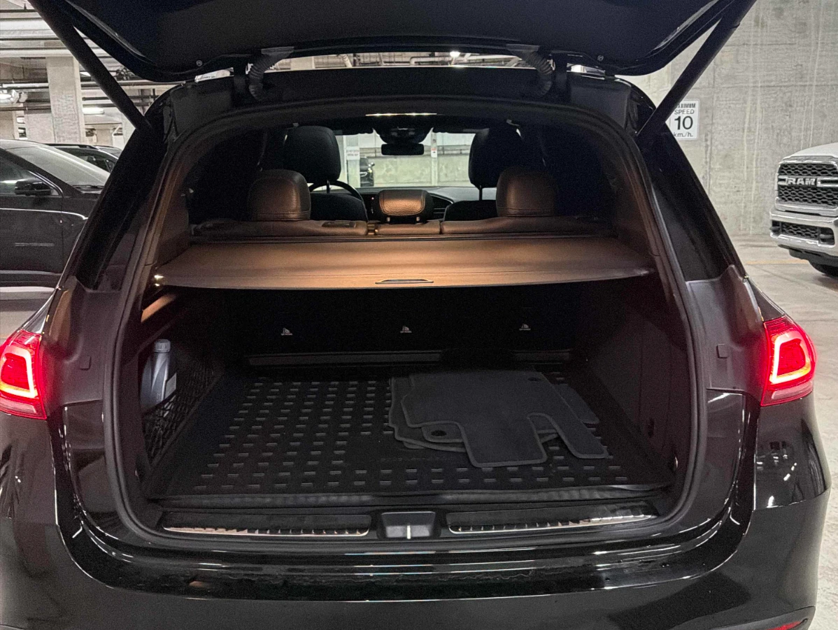 Mercedes-Benz GLE 450 4M* NIGHT* AMG* PANO* 360VIEW* DIS+ * Ambient* , снимка 17 - Автомобили и джипове - 55933098