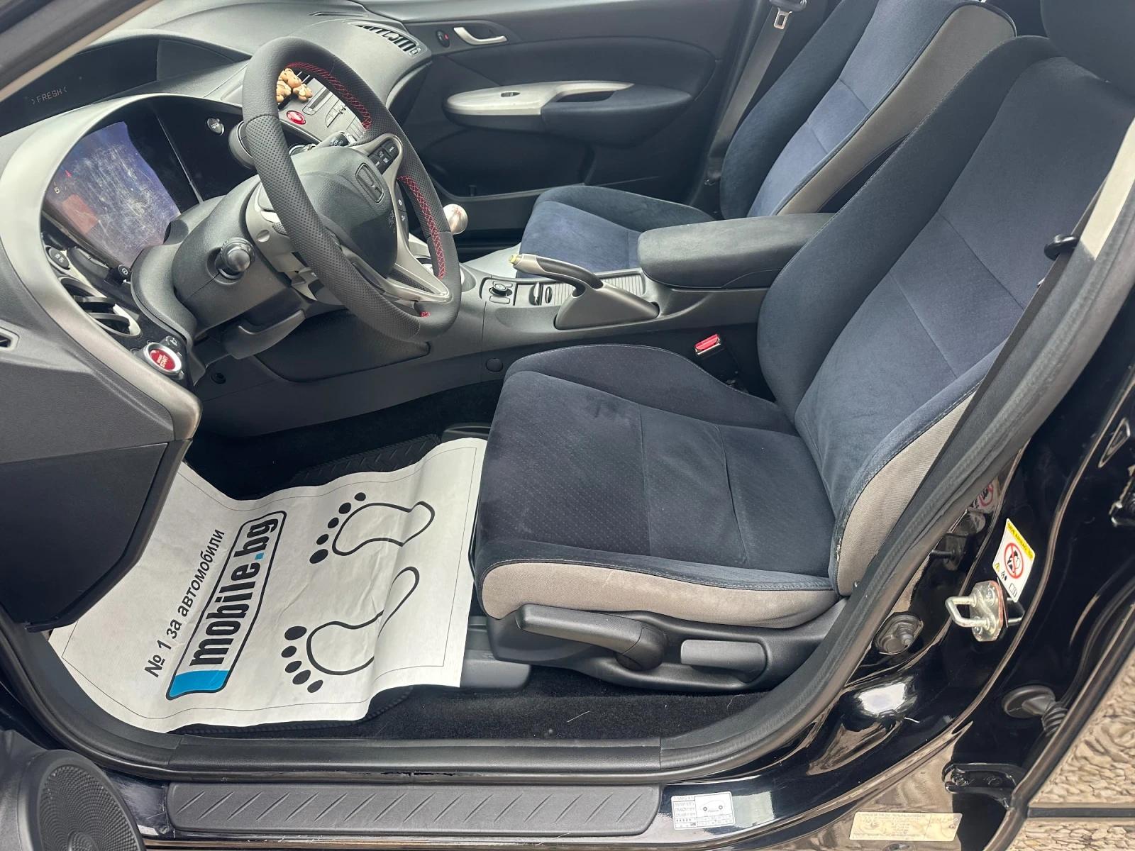 Honda Civic 1.8V-TEC//140KS//EXECUTIVE, снимка 10 - Автомобили и джипове - 56273672