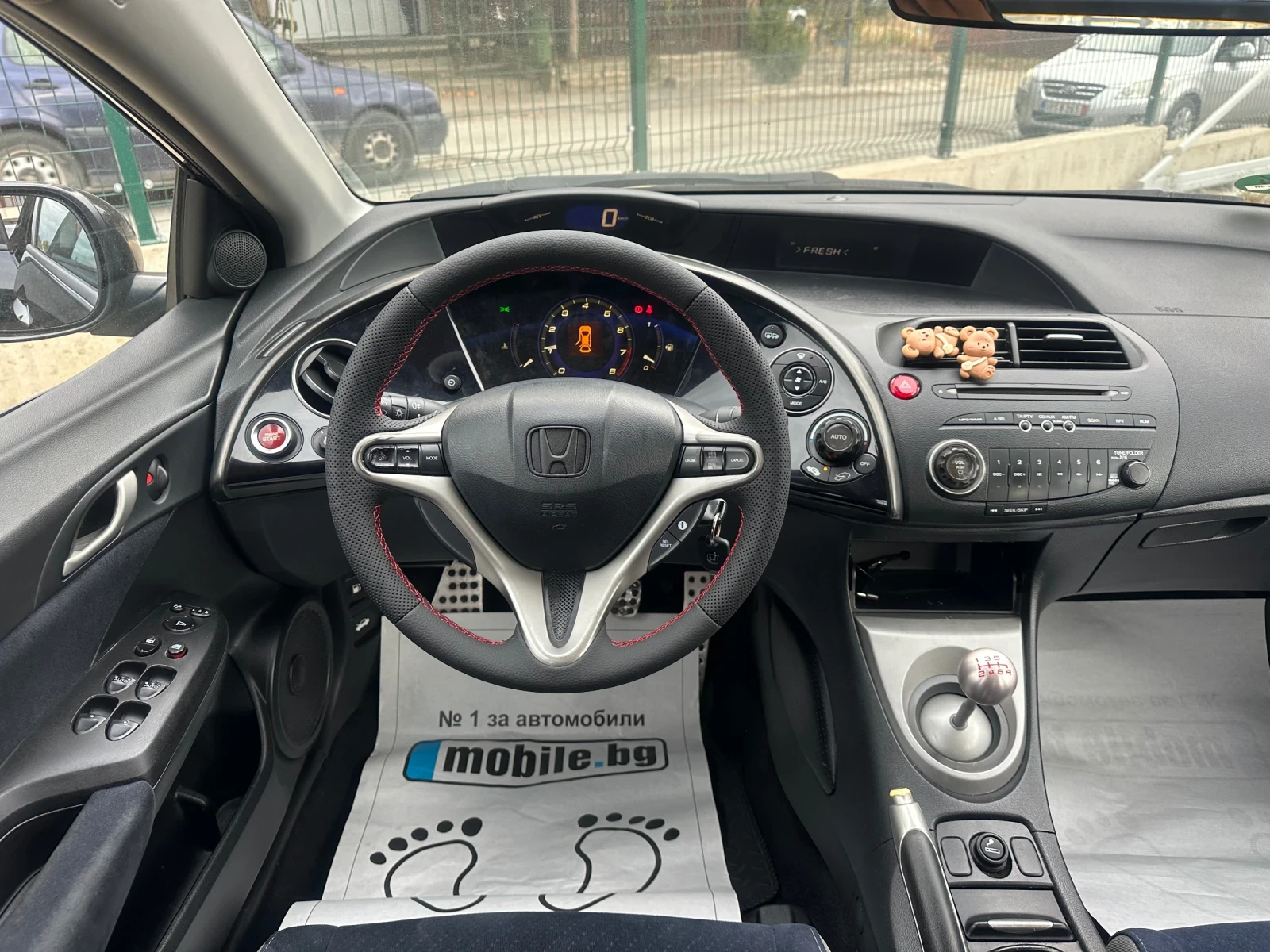 Honda Civic 1.8V-TEC//140KS//EXECUTIVE, снимка 12 - Автомобили и джипове - 56273672