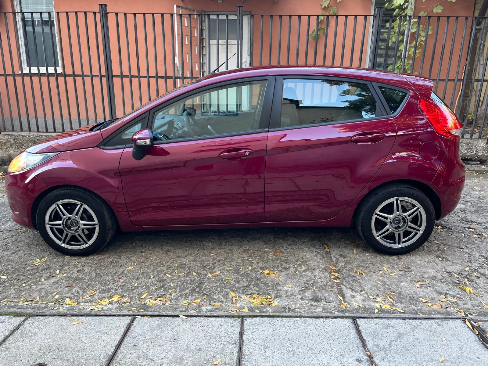 Ford Fiesta 1.4 i 97 к.с Automatic , снимка 7 - Автомобили и джипове - 56691981
