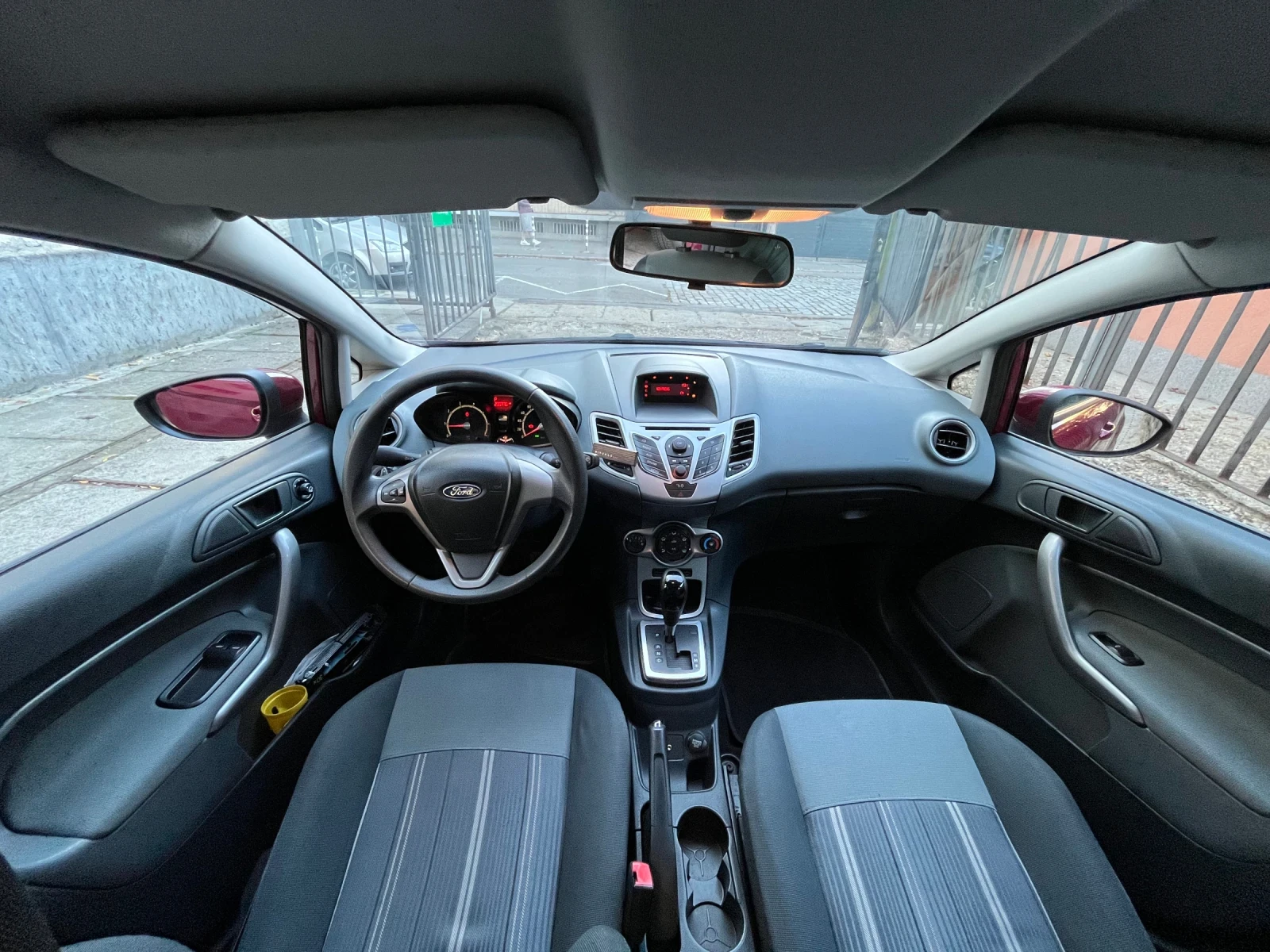Ford Fiesta 1.4 i 97 к.с Automatic , снимка 9 - Автомобили и джипове - 56691981