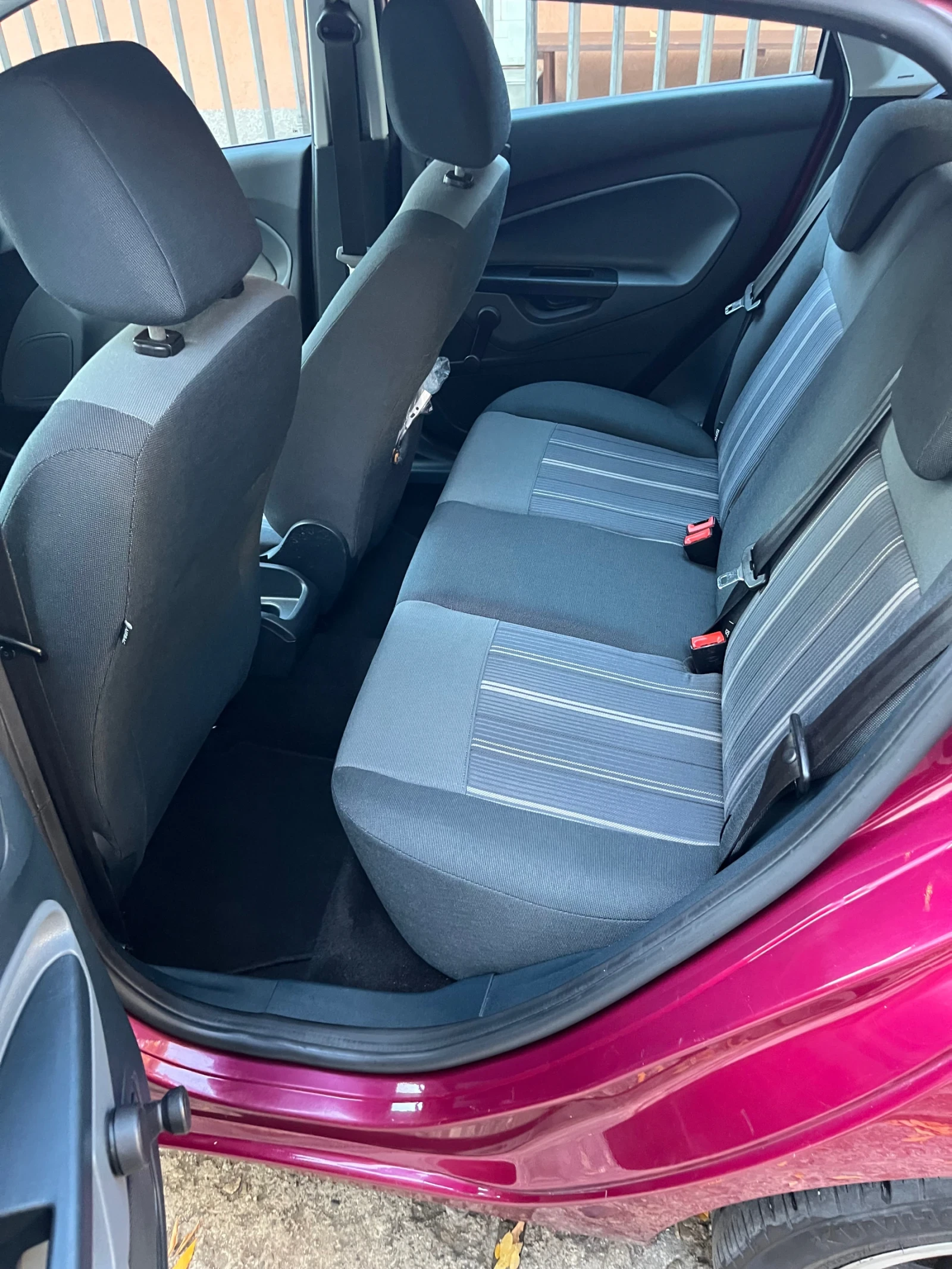 Ford Fiesta 1.4 i 97 к.с Automatic , снимка 10 - Автомобили и джипове - 56691981