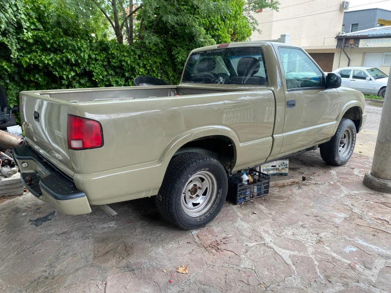 Gmc Sonoma 2.2, снимка 4 - Автомобили и джипове - 48497204