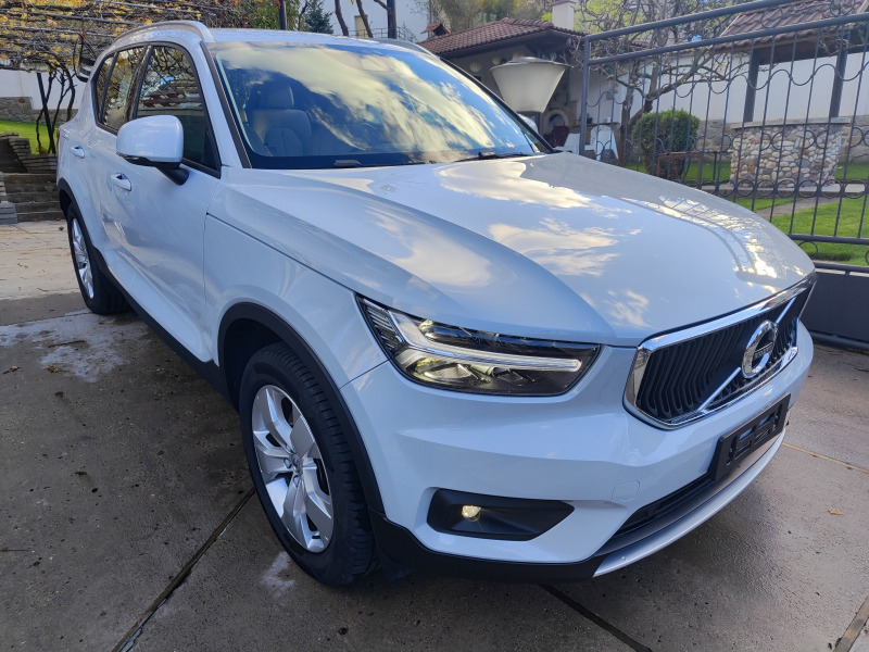 Volvo XC40 T4 AWD 2.0 бензин 190к.с  105000км СОБСТВЕН ЛИЗИНГ, снимка 1 - Автомобили и джипове - 46501218