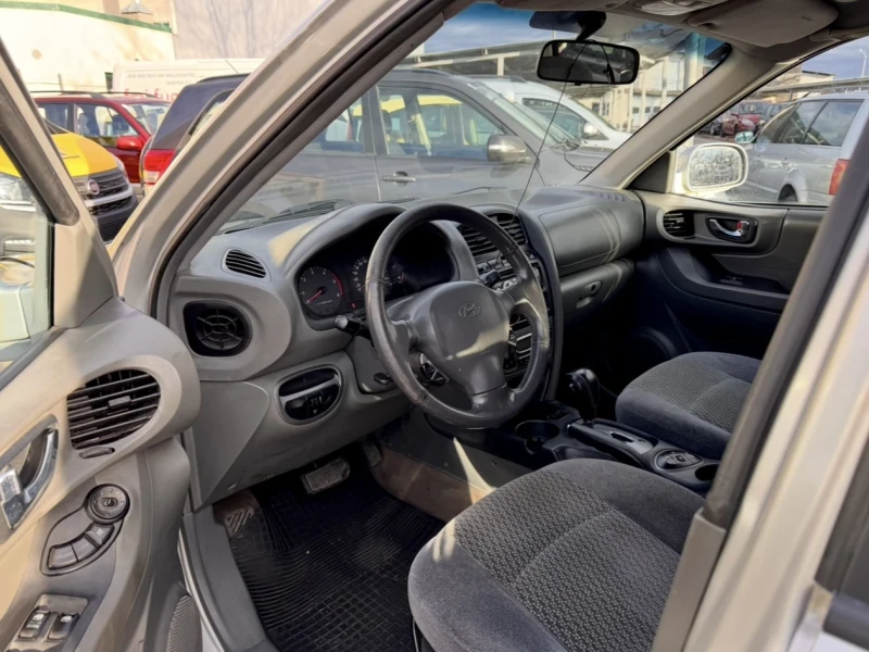 Hyundai Santa fe 2.0CRDi / 4x4 / Автомат, снимка 5 - Автомобили и джипове - 52616165