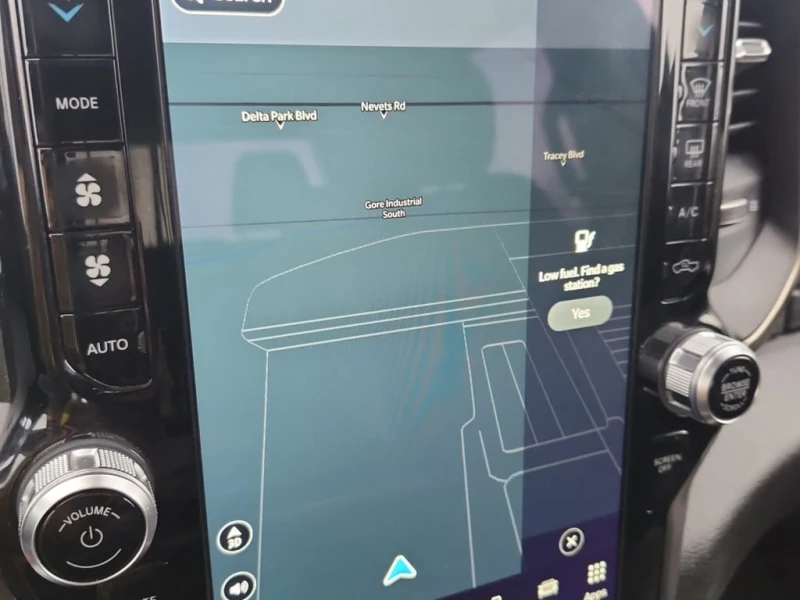 Dodge RAM 1500 * SPORT CREW CAB SHORT BED * CARFAX * БЕЗ ПЪРВОНАЧ, снимка 10 - Автомобили и джипове - 53077169