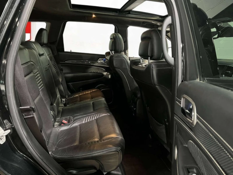 Jeep Grand cherokee * SRT * CARFAX * ЦЕНА ДО БГ, снимка 13 - Автомобили и джипове - 53418322