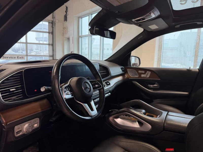 Mercedes-Benz GLE 350 * CARFAX * ДИСТРОНИК* ХЕДЪП* АМГ ПАКЕТ, снимка 5 - Автомобили и джипове - 53576940