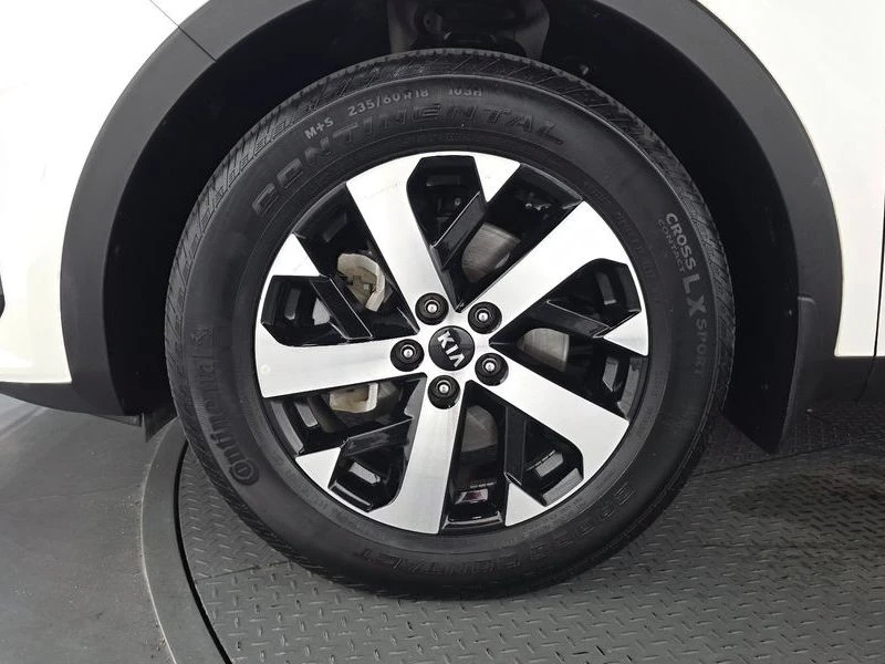 Kia Sorento 2.2 Automatic, снимка 5 - Автомобили и джипове - 55723748