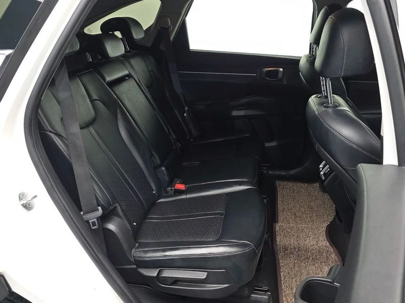 Kia Sorento 2.2 Automatic, снимка 12 - Автомобили и джипове - 55723748