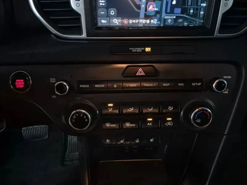 Kia Sportage, снимка 14 - Автомобили и джипове - 56687830