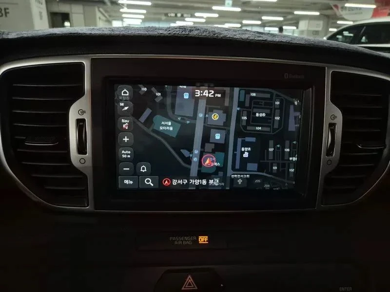 Kia Sportage, снимка 16 - Автомобили и джипове - 56687830