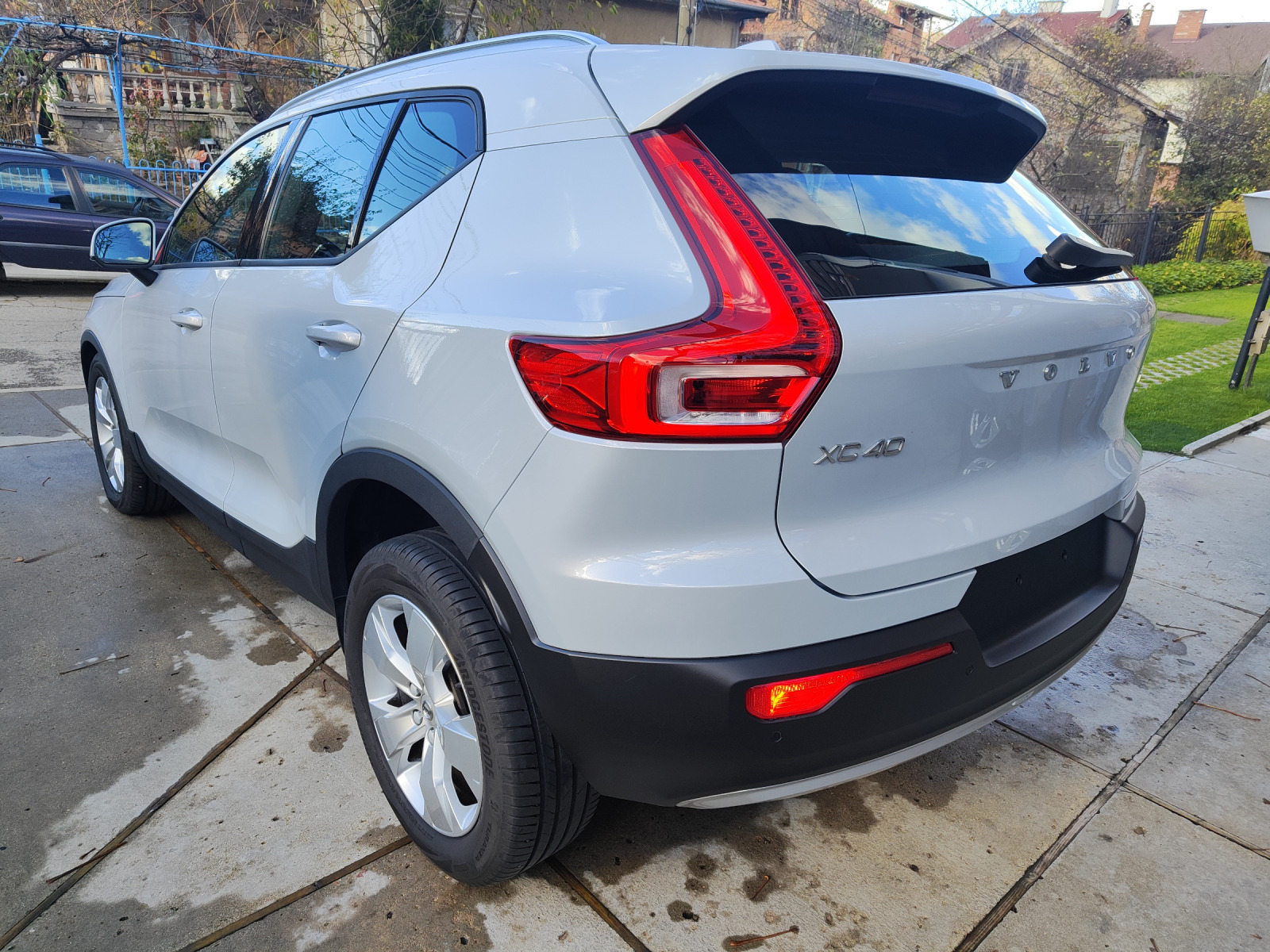 Volvo XC40 T4 AWD 2.0 бензин 190к.с Автоматик 105000кмЛИЗИНГ - изображение 4