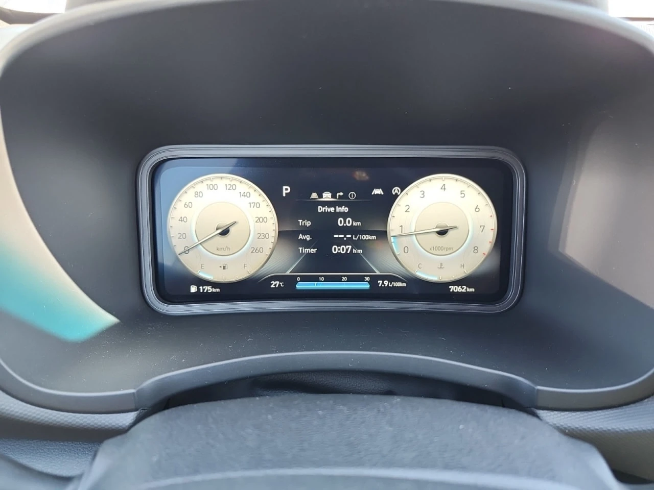 Hyundai Kona * CARFAX * АВТО КРЕДИТ * ЦЕНА ДО БГ! - изображение 8