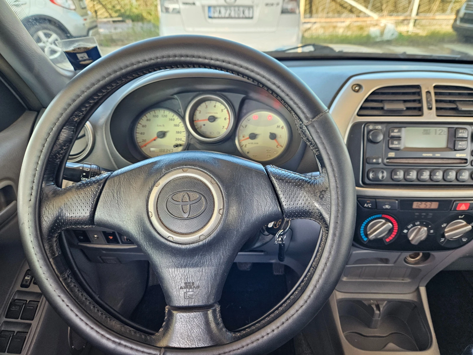 Toyota Rav4 | Mobile.bg   13