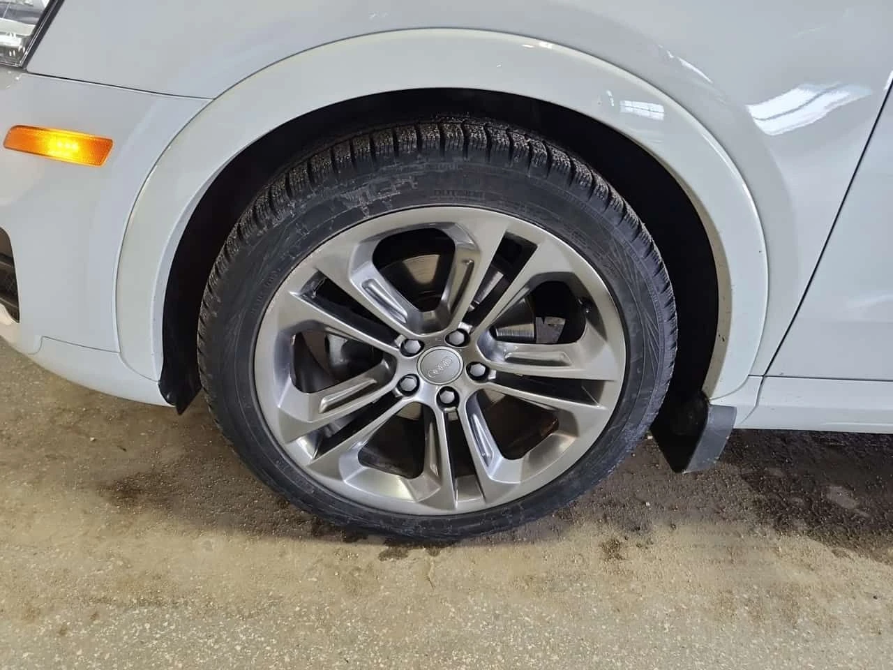 Audi Q3 * TECHNIK * CARFAX * БЕЗ ПЪРВОНАЧАЛНА ВНОСКА - изображение 6