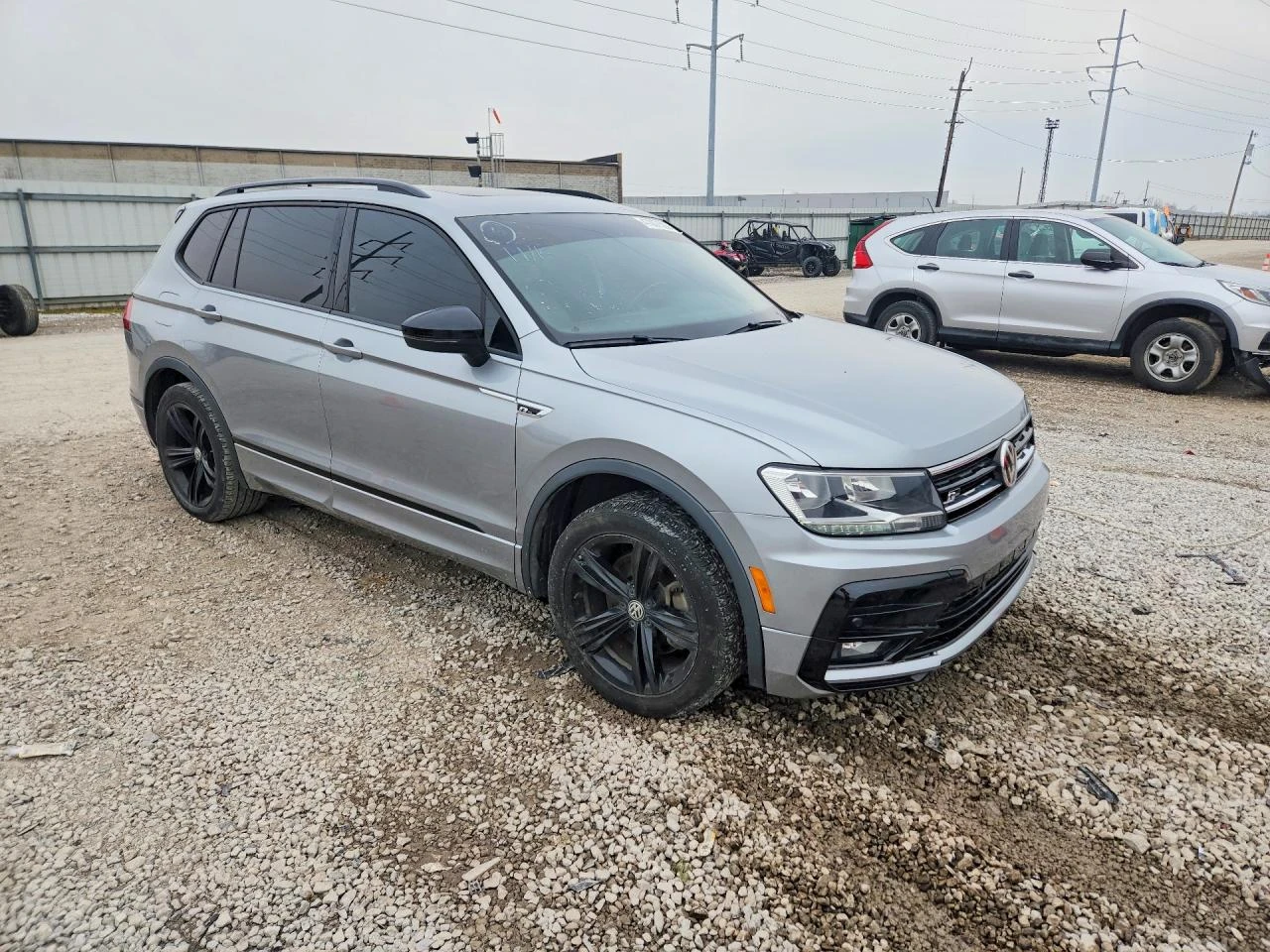 VW Tiguan * R-LINE* SE* , снимка 4 - Автомобили и джипове - 54027860