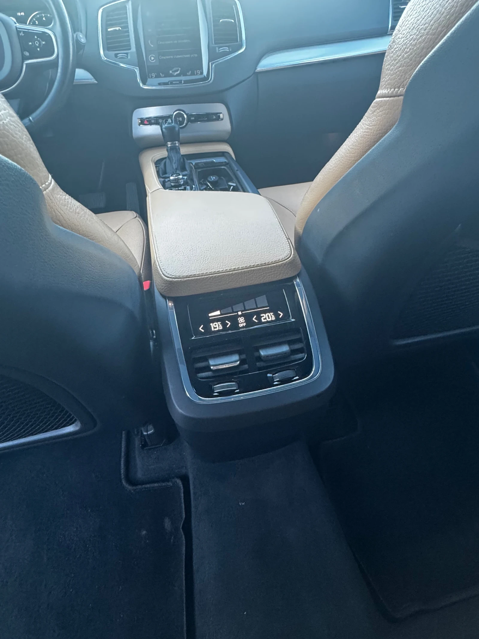 Volvo Xc90, снимка 9 - Автомобили и джипове - 54101870