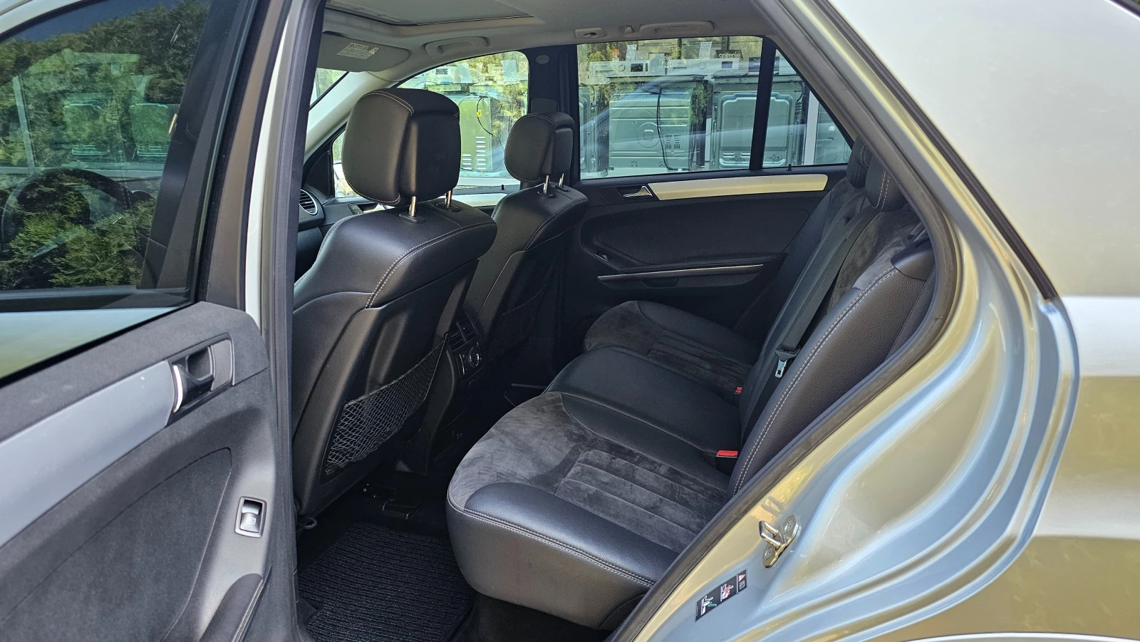 Mercedes-Benz ML 320 AMG LINE , снимка 10 - Автомобили и джипове - 54226151