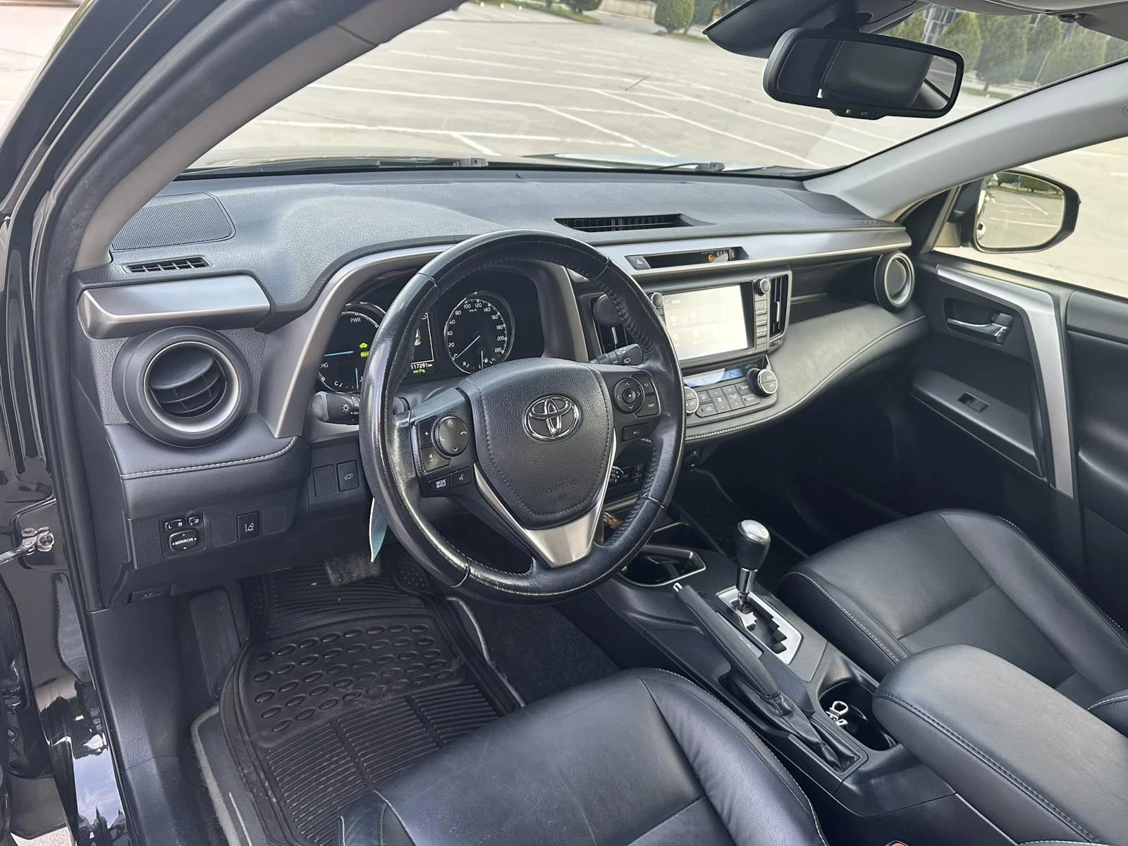 Toyota Rav4 2.5 HIBRID Подгрев! Кожа. ЛИЗИНГ!!! , снимка 9 - Автомобили и джипове - 54315180