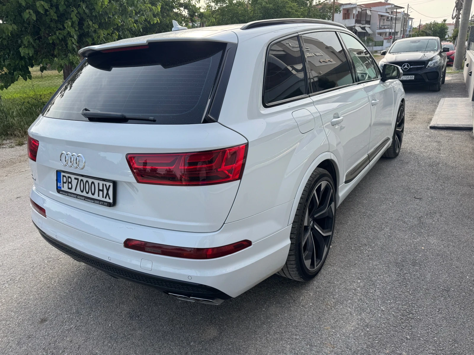 Audi SQ7, снимка 3 - Автомобили и джипове - 55016009