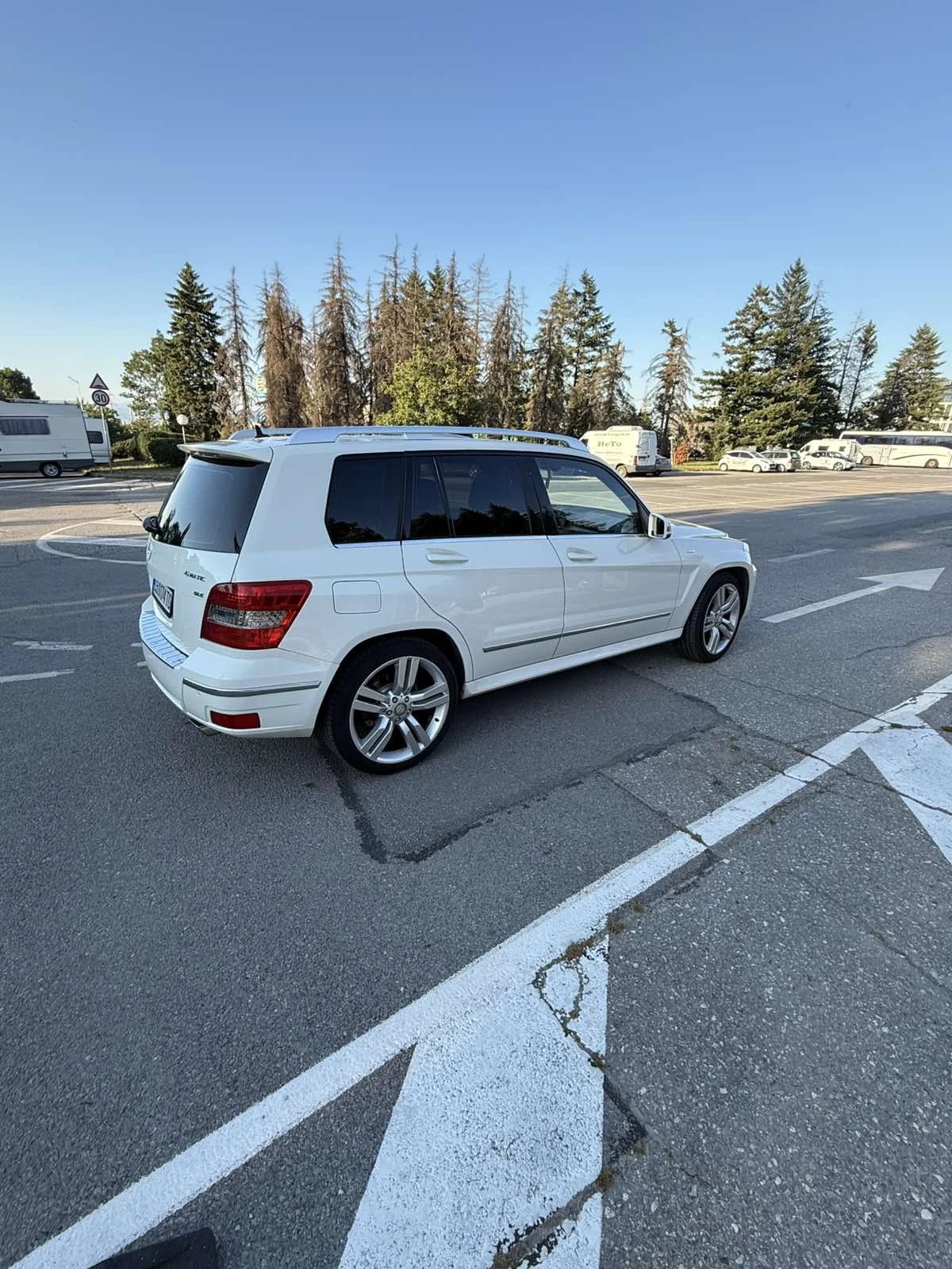 Mercedes-Benz GLC 220 GLC220d 4x4, снимка 3 - Автомобили и джипове - 55852314
