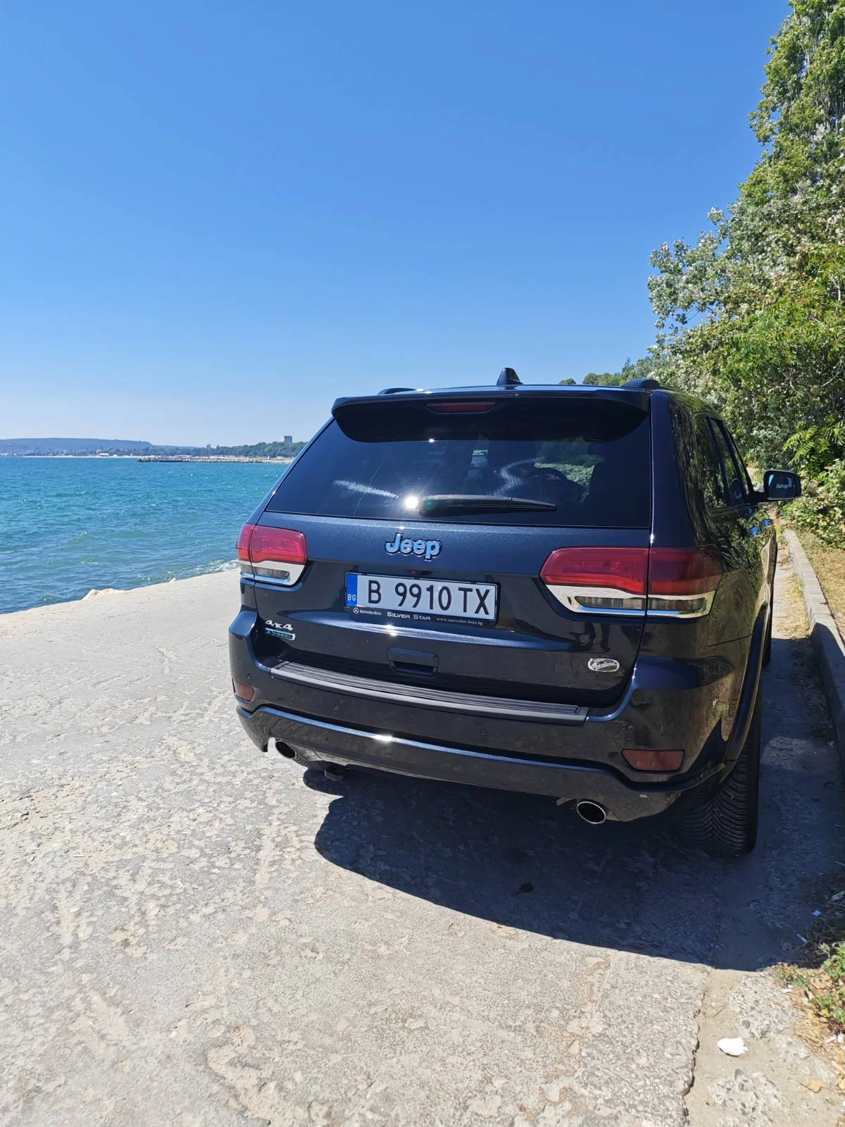 Jeep Grand cherokee 3.0 OVERLAND, снимка 3 - Автомобили и джипове - 56624742