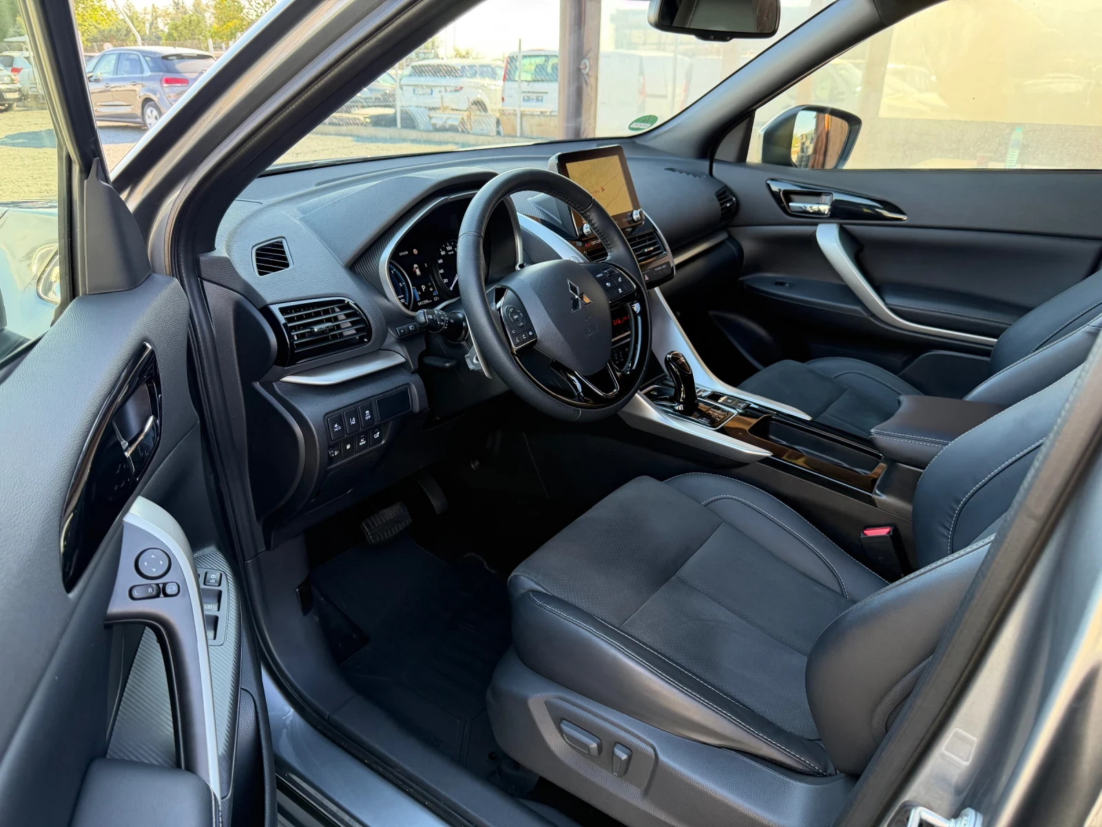Mitsubishi Eclipse Cross Plug-in HIBRID , снимка 9 - Автомобили и джипове - 56341364