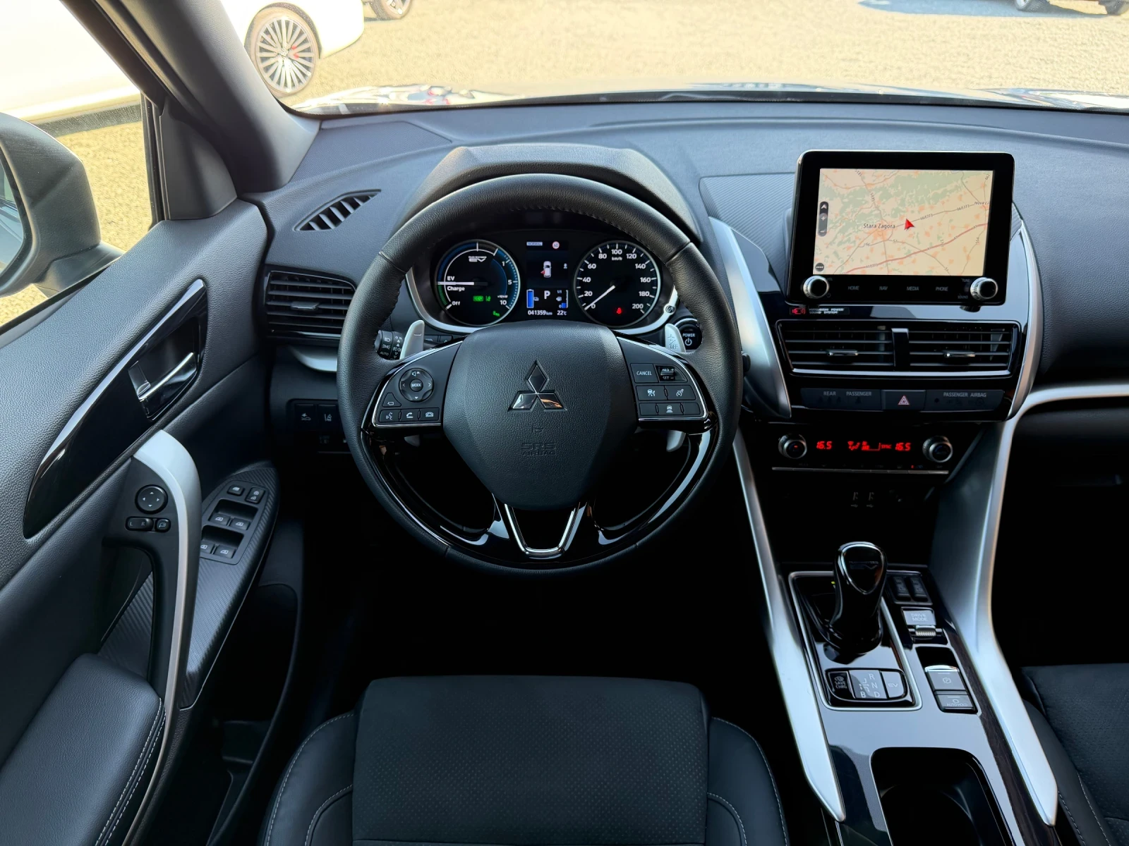 Mitsubishi Eclipse Cross Plug-in HIBRID , снимка 10 - Автомобили и джипове - 56341364