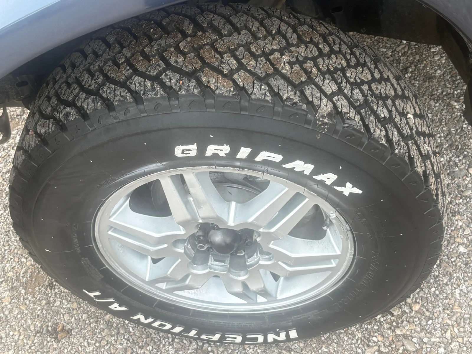 Isuzu D-max, снимка 8 - Автомобили и джипове - 56484557