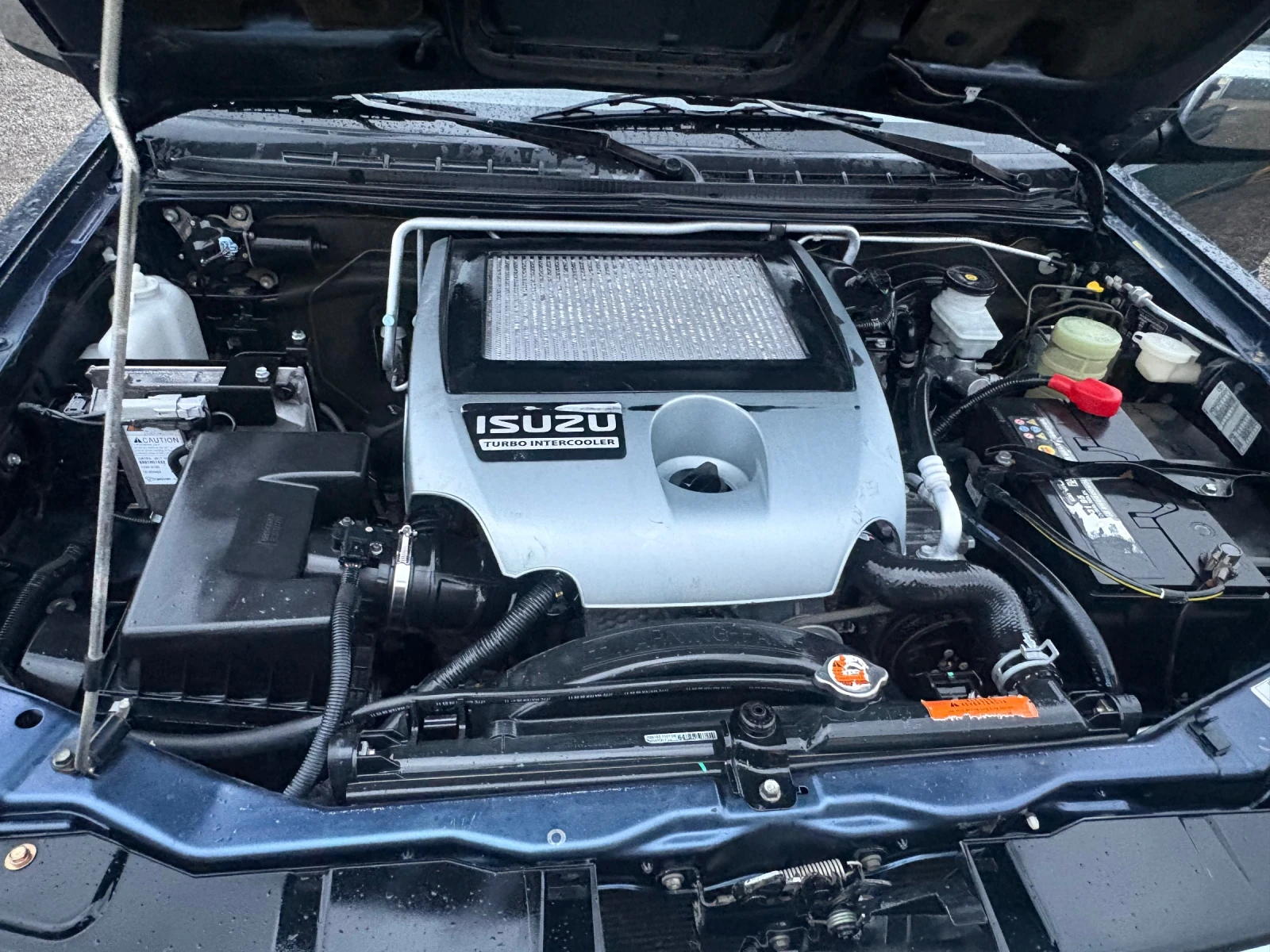Isuzu D-max, снимка 17 - Автомобили и джипове - 56484557