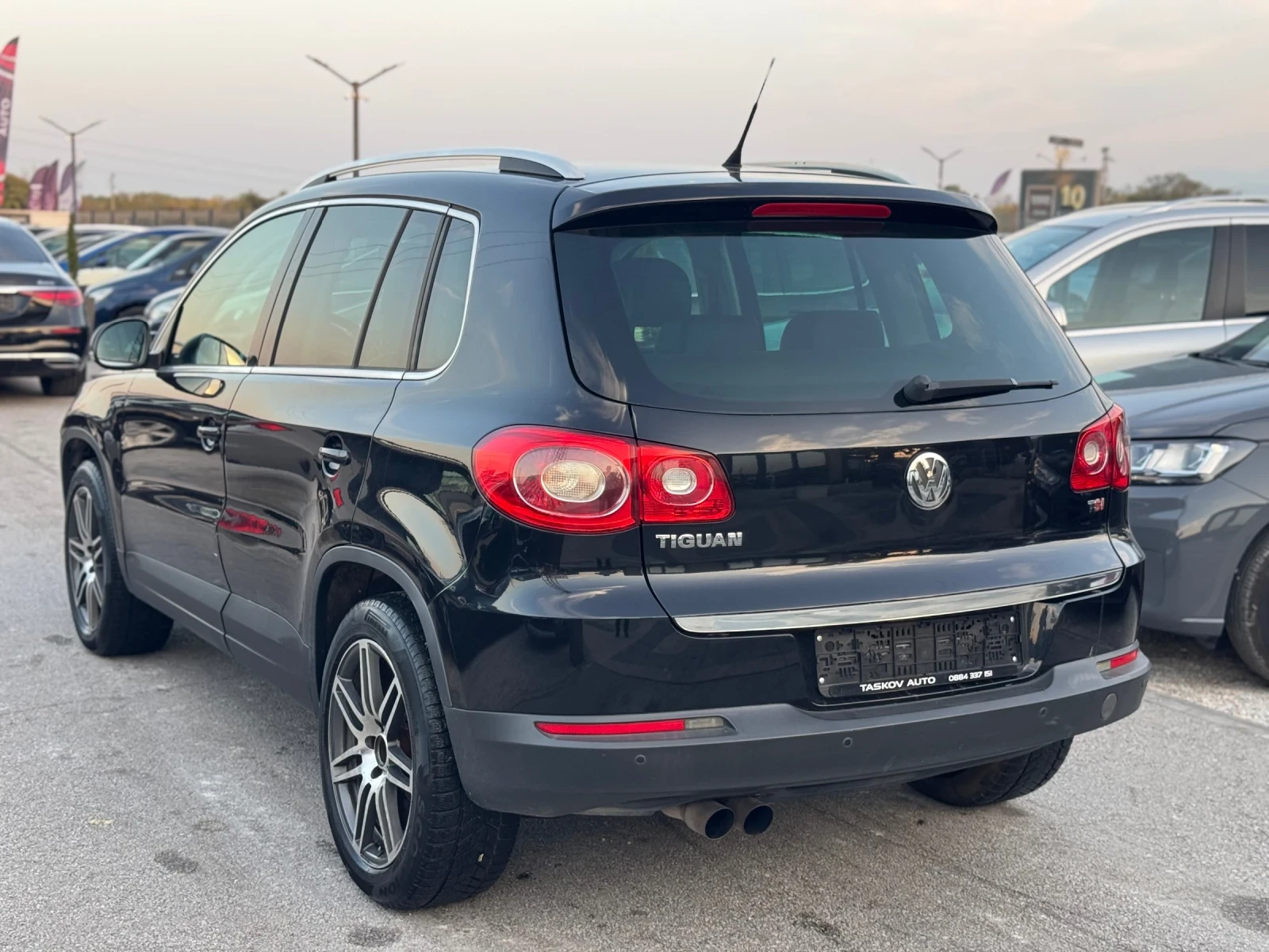 VW Tiguan 4x4 , снимка 6 - Автомобили и джипове - 56706176
