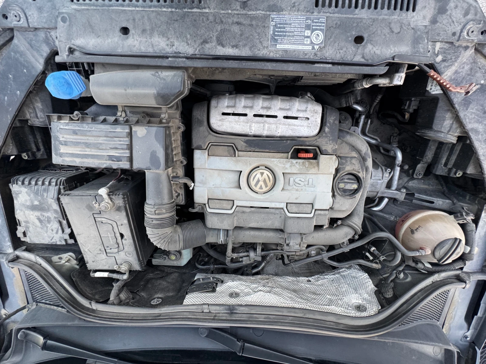 VW Tiguan 4x4 , снимка 17 - Автомобили и джипове - 56706176