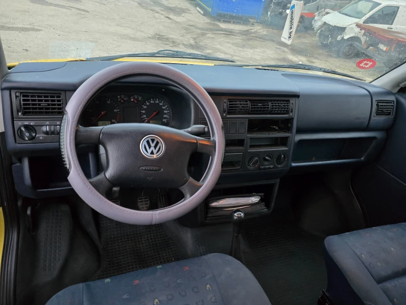 VW T4 2.5 TDI 102 PS КЛИМА, снимка 13 - Бусове и автобуси - 52495604