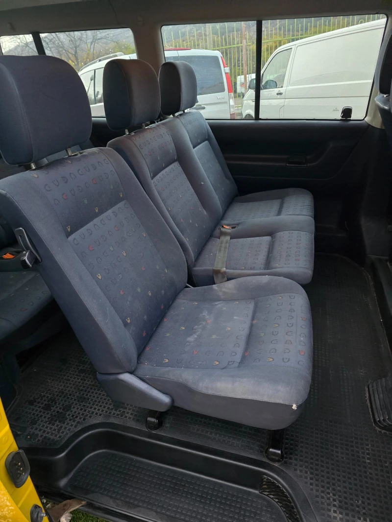 VW T4 2.5 TDI 102 PS КЛИМА, снимка 5 - Бусове и автобуси - 52495604