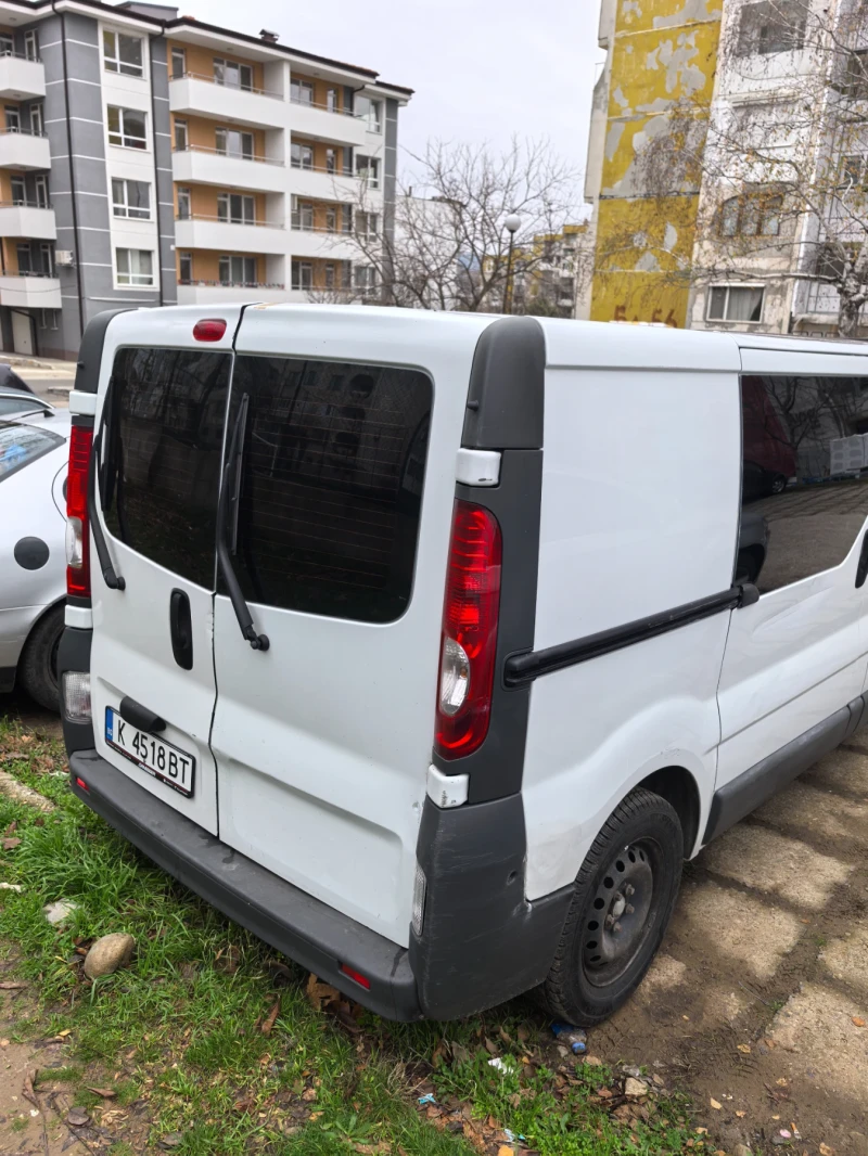 Renault Trafic, снимка 2 - Бусове и автобуси - 52636938
