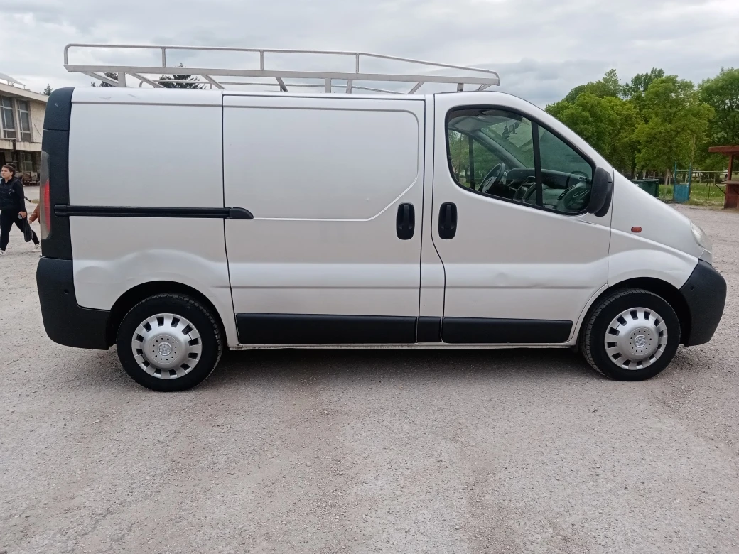 Opel Vivaro 1.9 TDI 101kc.NAVI/KLIMATIK, снимка 7 - Бусове и автобуси - 54361600
