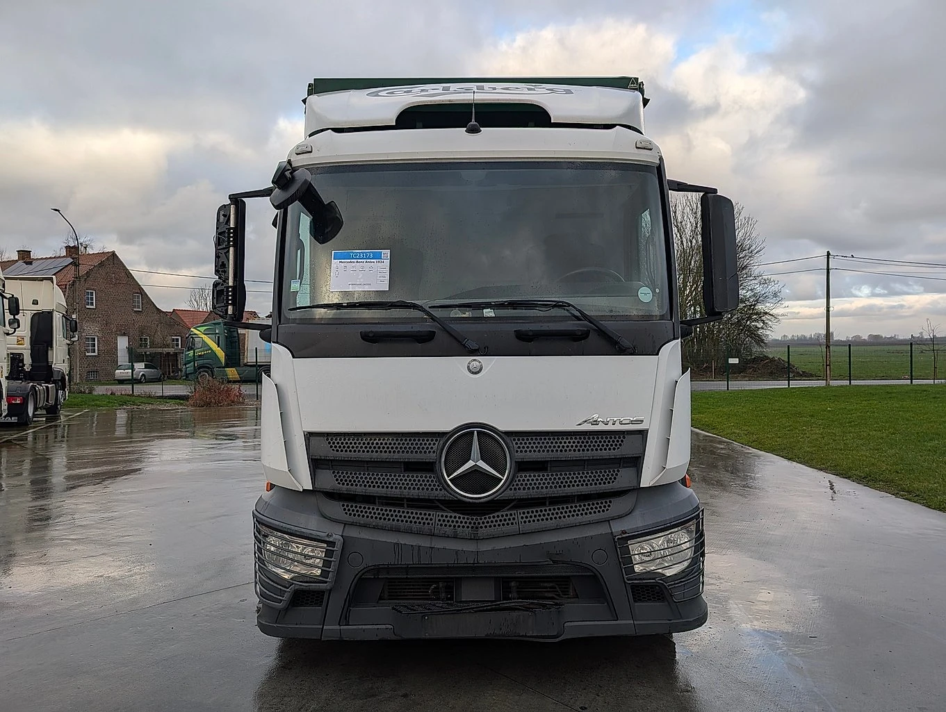 Mercedes-Benz Antos 1924 ЗА ПРЕВОЗ НА БИРА И БЕЗАЛКОХОЛНИ - изображение 2