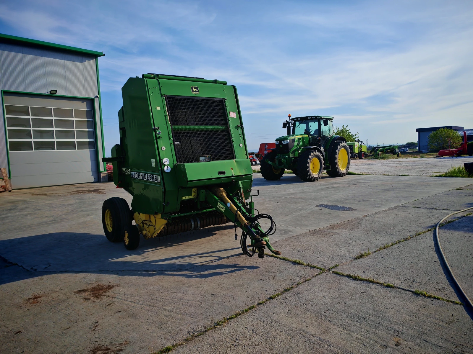 Балировачка John Deere 590 мрежа и сезал  - изображение 4