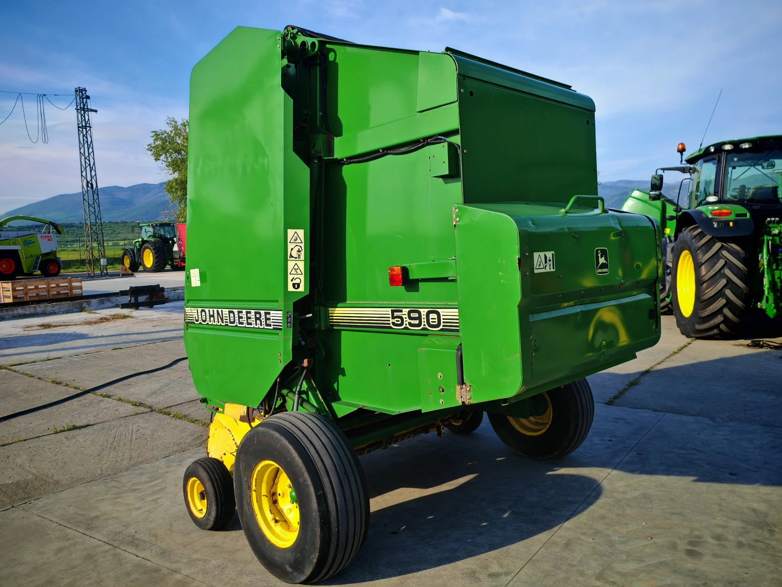 Балировачка John Deere 590 мрежа и сезал  - изображение 6