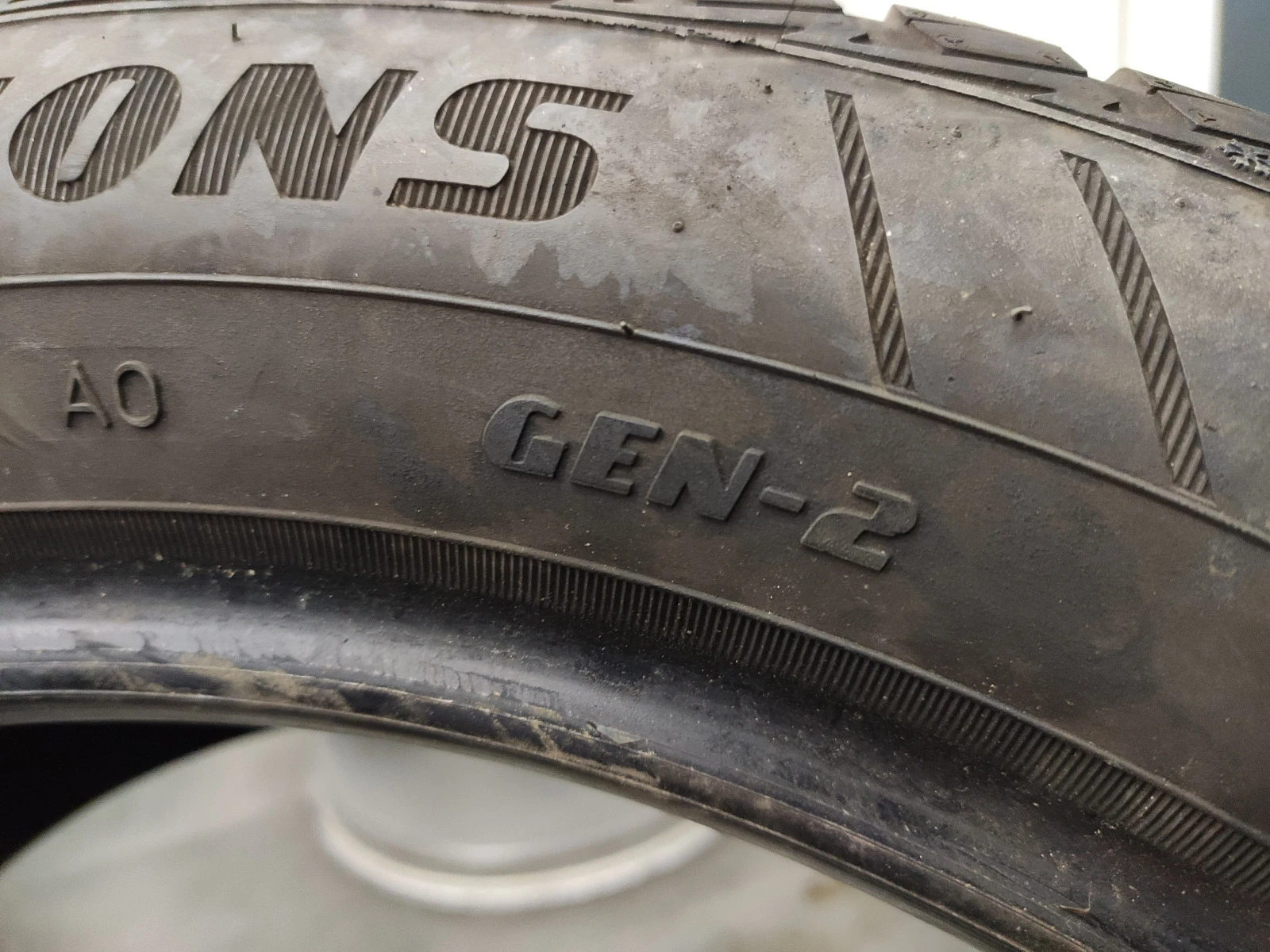  215/55R17 | Mobile.bg   10